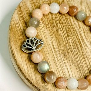 Positivity Lotus Crystal Bead Bracelet Moonstone Sunstone Silver Labradorite